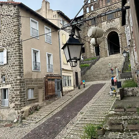 Velhac Domus - Maison Du Velay דירה Le Puy-en-Velay